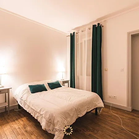 Maison De Avec Cour Place Luton בית נופש *