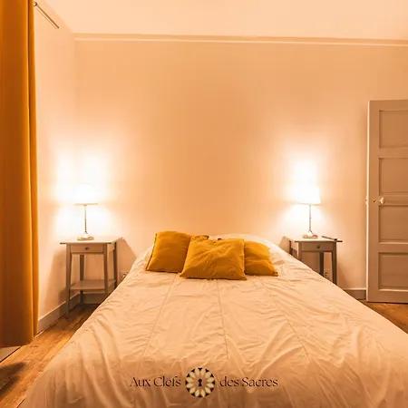 Maison De Avec Cour Place Luton * ריימס