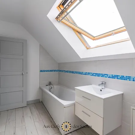 Maison De Avec Cour Place Luton