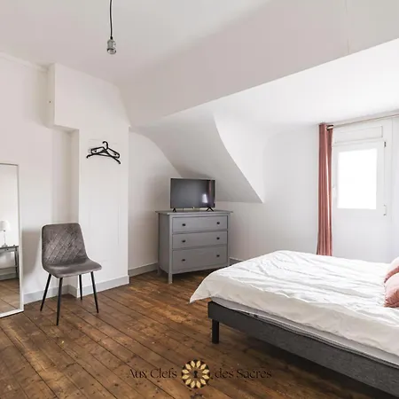 בית נופש Maison De Avec Cour Place Luton ריימס